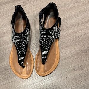 Source Unknown Black and White Beaded Sandals